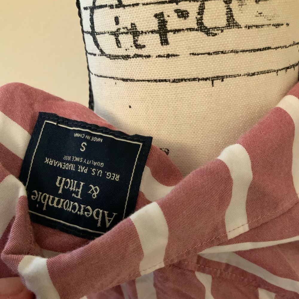 Abercrombie & Fitch Small long sleeve